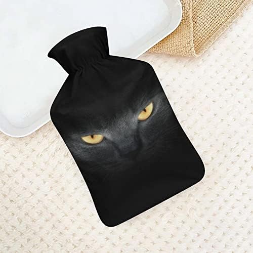 Pogled s mačke tame na crnoj boci s toplom vodom s mekim poklopcem 1L Velika klasična toplija vrećica za noge za ručne noge